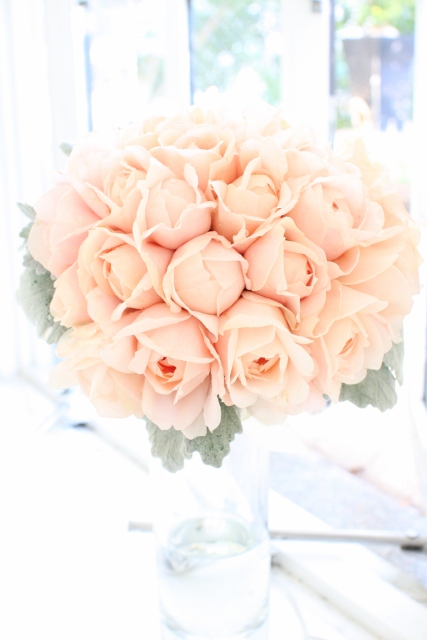 イングリッシュローズ(アンブリッジローズ)のブーケ